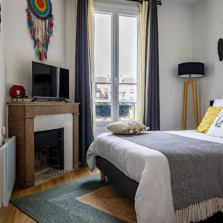 Apartment Les Fauvelles Paris La Defense